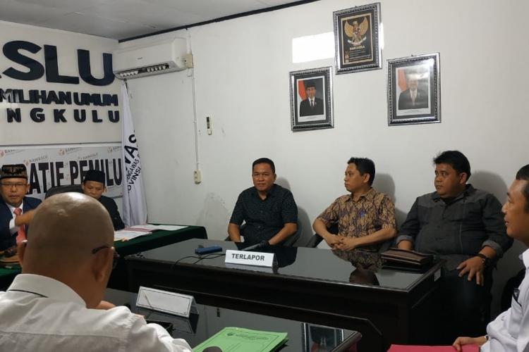Suasana Sidang