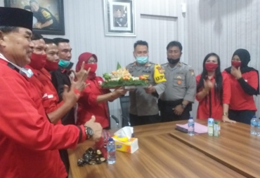Rayakan HUT Bhayangkara PDIP Kaur Minta Aparat Serius Sikapi Pembakar Bendera