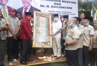 Kobarkan Semangat Lanjutkan HKSS Terkesan dengan Cara Rohidin Mengayomi Perbedaan