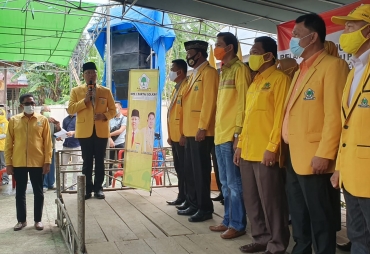 Rohidin Kukuhkan Pengurus Golkar Kaur 2020-2025