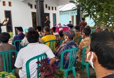 Cerita Bangga Tokoh Seginim Saat "Door To Door" Promosikan R2 : 'Adik Sanak Kompak Dukung Pak Rohidin, Karnau Punyau Program Kerjau Nyatau dan Rekam Jejak yang Jelas'