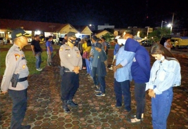 Enam Pasangan Bukan Suami Istri Terjaring Razia di Penginapan Kota Indrapura