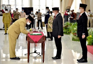 Gubernur Sumut Lantik 13 Pejabat Eselon II