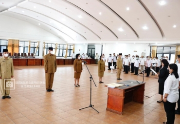 Bupati Karo Lantik 5 Pejabat Pimpinan Tinggi Pratama