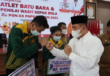 Bupati Batu Bara Lepas 4 Atlet dan 1 Penilai Wasit Ikuti PON Papua