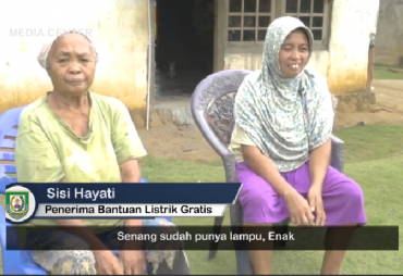 Penerima Program Bantuan Listrik Gratis dari Rohidin-Rosjonsyah Sampaikan Curhatan Bahagia 