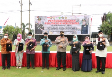 Percepatan Vaksinasi Polda Bengkulu Gelar MoU dengan 7 Universitas