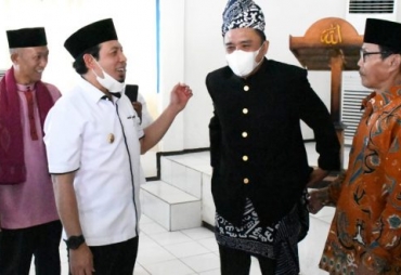 Asik !! Perangkat BMA Dapat Pakaian Adat Baru Dari Pemkot