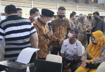Pemprov Bengkulu Bersama Forkopimda Provinsi Terus Genjot Vaksinasi Massal COVID-19