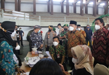 Tekan Angka Stunting Gubernur Rohidin Canangkan Program Reformulasi Strategis