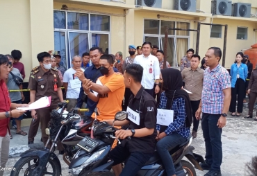 Polres PALI Gelar Rekonstruksi Pembunuhan di Guci Beracung 