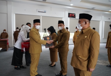 20 Pejabat di Pemkab Batu Bara Dilantik