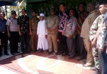 Wakil Bupati Bersama Pimpinan PHE NSB & NSO Foto bersama usai luncurkan Usaha Perbengkelan Di Kecamatan Pirak Timu