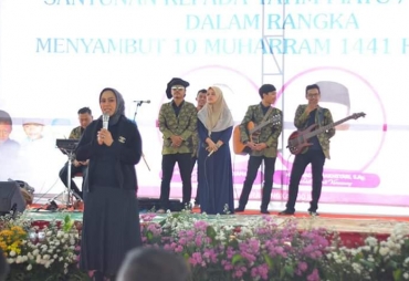 Bupati Karawang Hadiri Acara Santunan Kepada Anak Yatim Piatu dan Dhu'afa