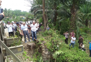 Gubernur Pantau Pembangunan Infrastruktur