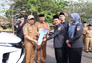 Wakil Walikota Launching 12 Mobil Ambulans
