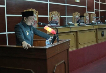 Jelang Akhir Tahun DPRD Kota Sahkan 2 Raperda