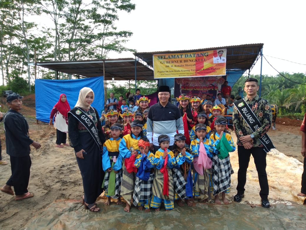 Gubernur Rohidin Dukung Seni Kuda Kepang Turonggo Krido Budoyo
