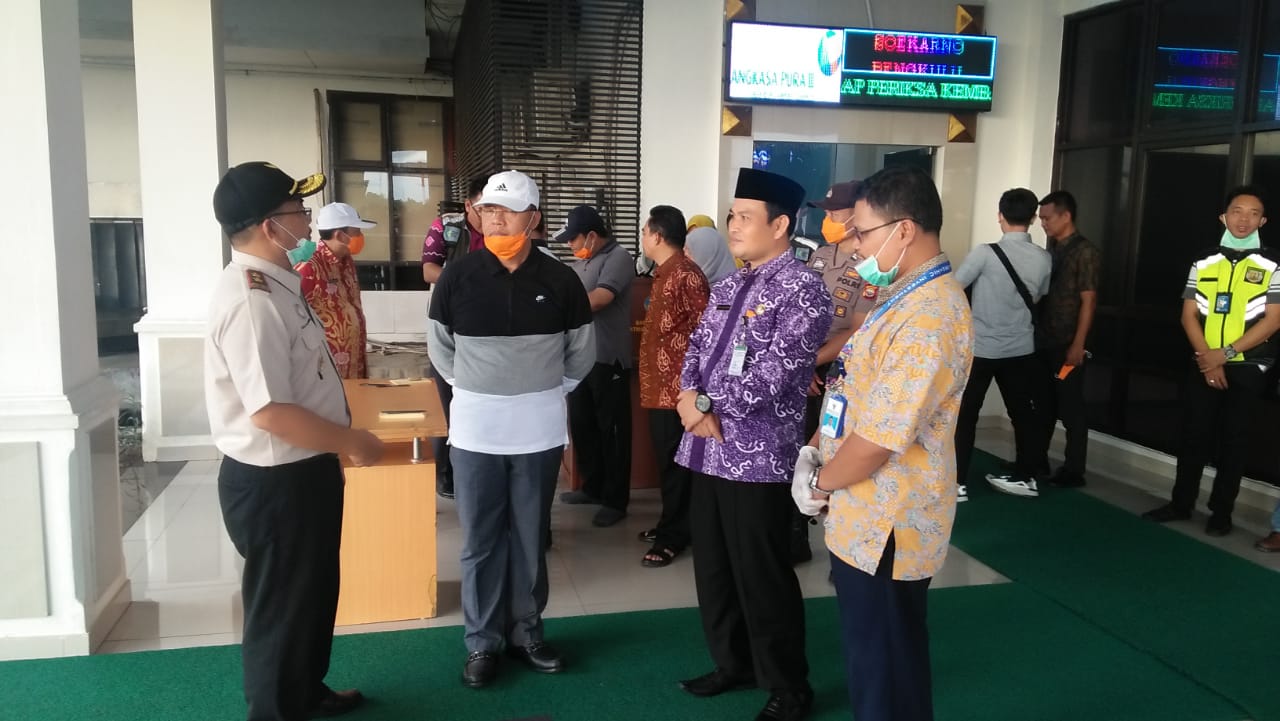 Antisipasi Corona Gubernur Rohidin Perketat Pengawasan Pintu Masuk Bengkulu