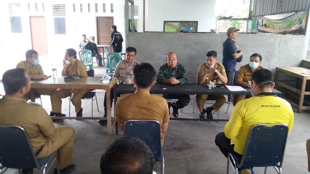  Antisipasi Corona Camat Sagulung Gelar Rapat