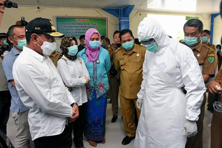 Tinjau RSUD Sidimpuan Gubsu Edy Semangati Tenaga Medis