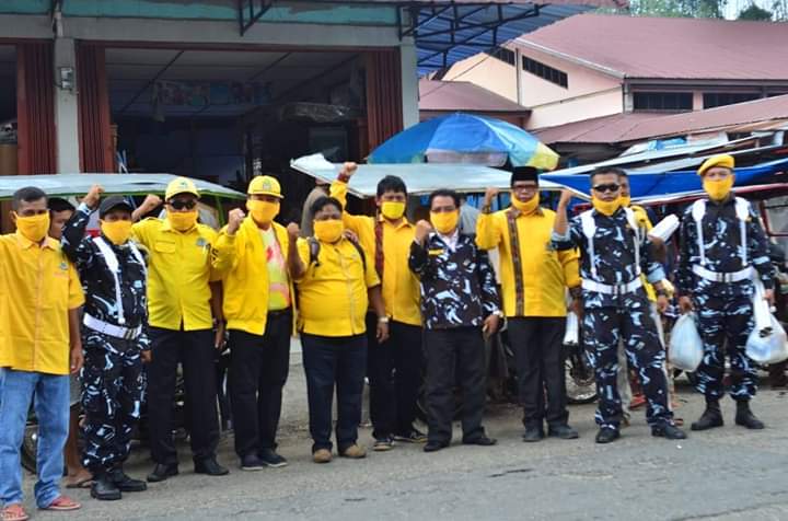Golkar Tapsel Distribusikan Ribuan Masker dan Paket Sembako