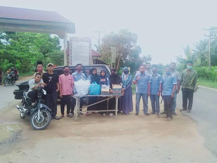 Ramadhan 1441 H Karang Taruna Padang Bagi-bagi Takjil