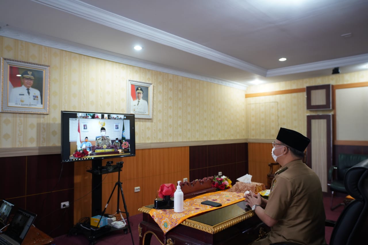 Silaturrahmi Virtual Gubernur Rohidin Ajak Edukasikan "New Normal Life"