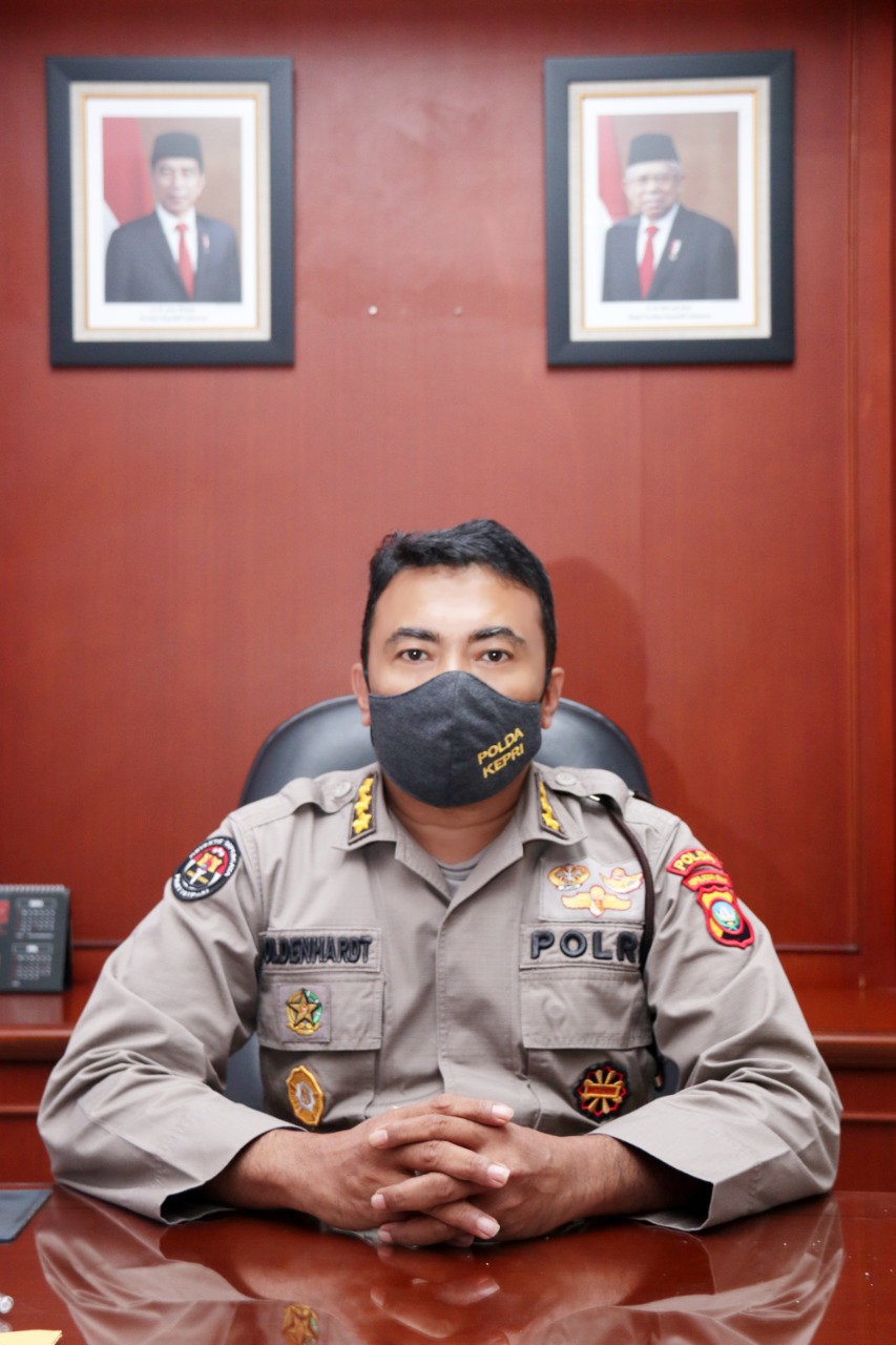 Kabid Humas Polda Kepri Kombes Pol Harry Goldenhardt S SIK MSi