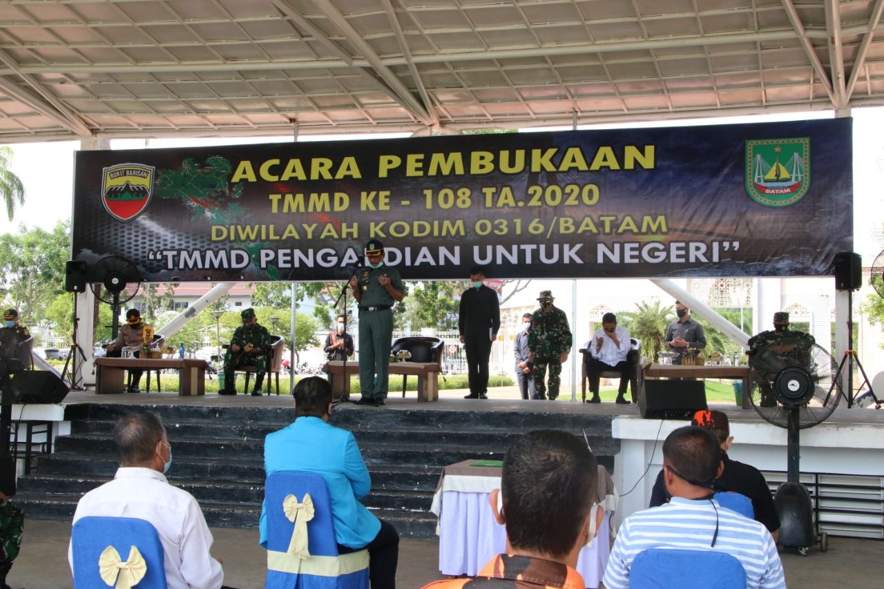 Sinergi Membangun Walikota Batam Buka TMMD ke-108