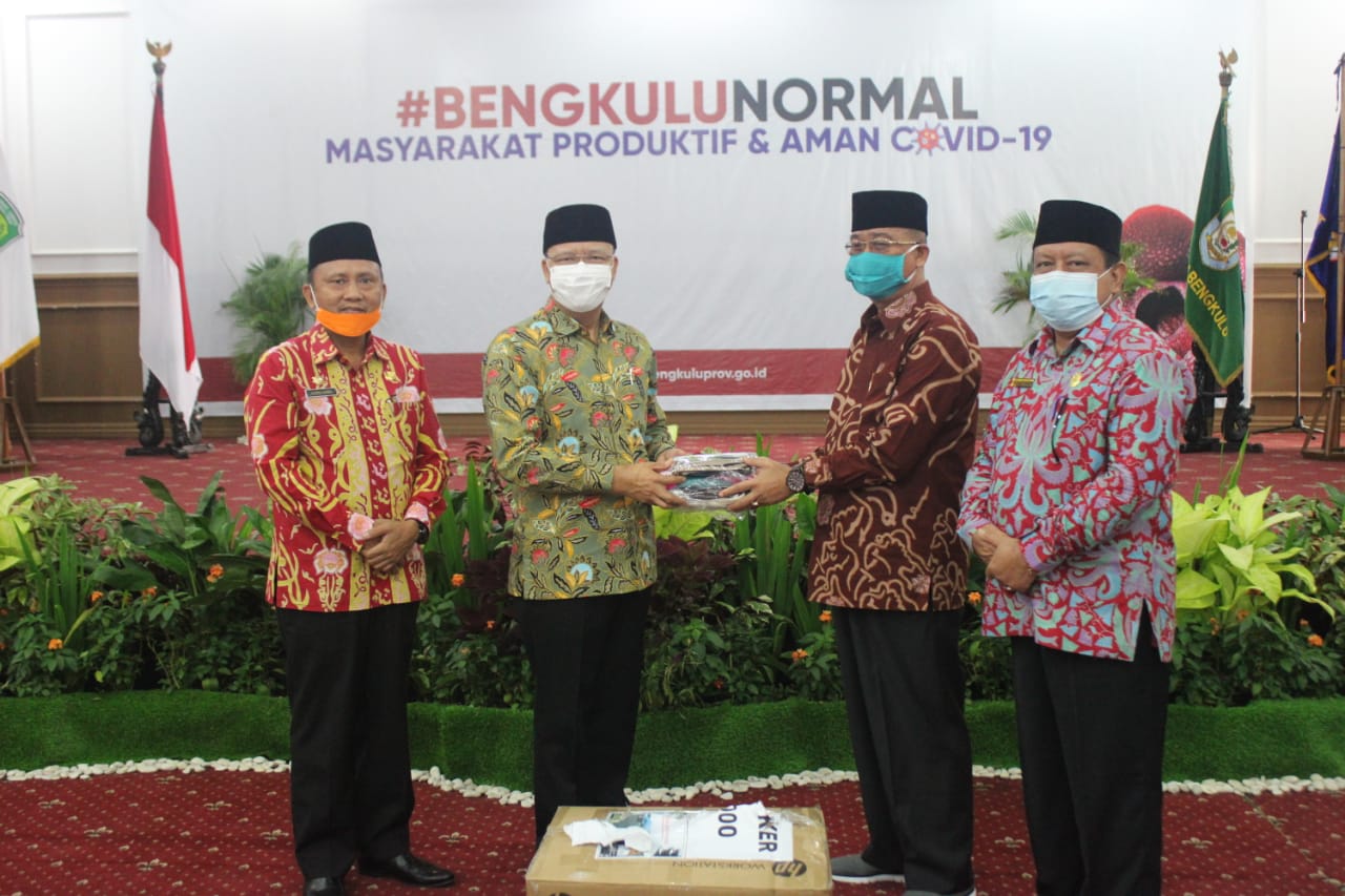 Apresiasi Gubernur Rohidin Kakanwil Kemenag Dukung Penerapan New Normal