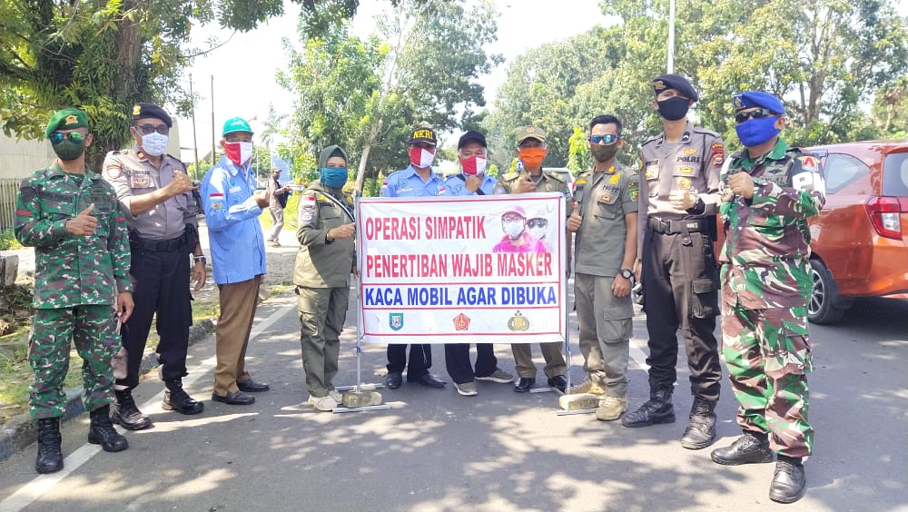 Ikut Razia Simpatik DPW GIAN Bagi-bagi Masker