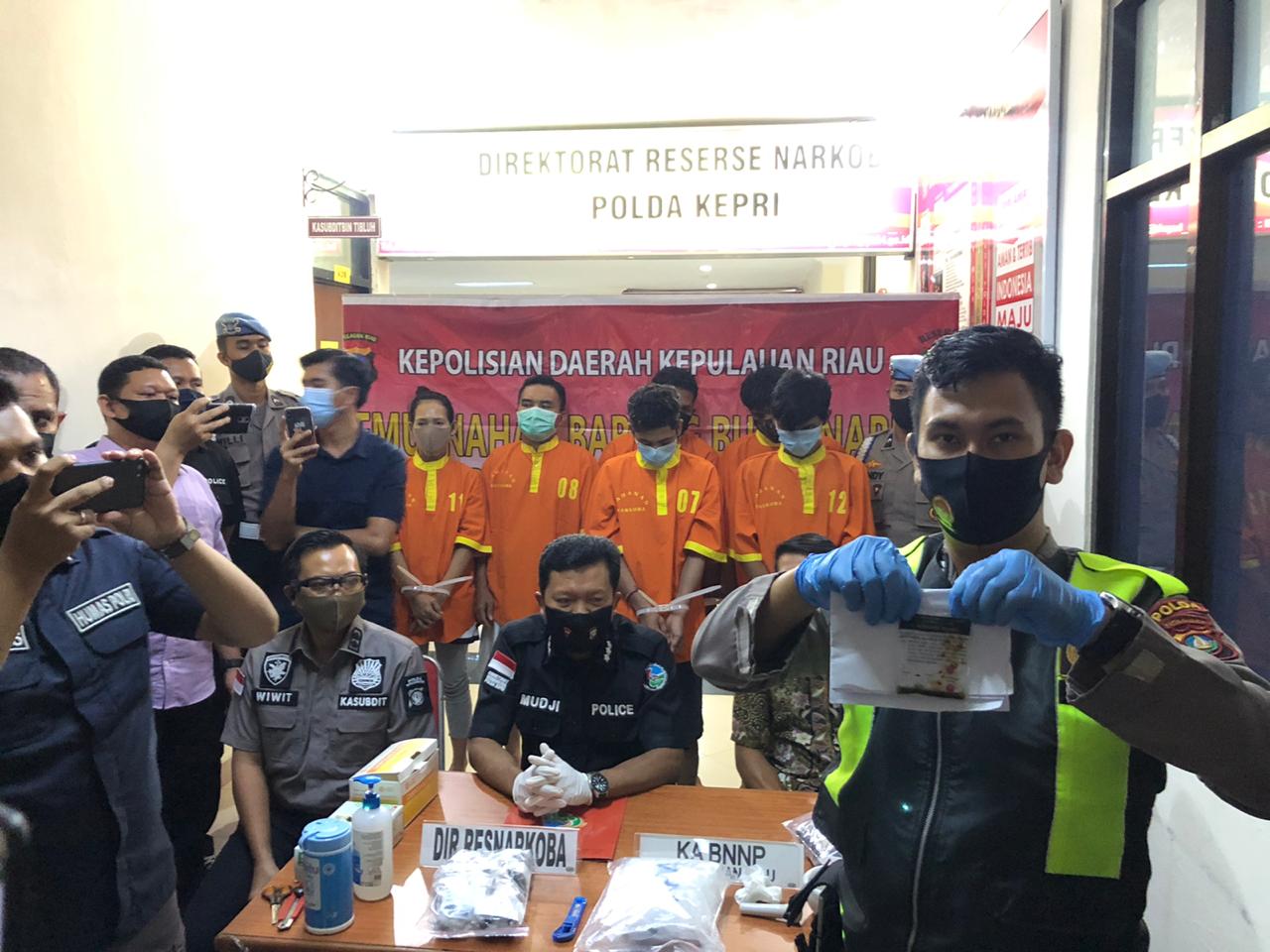 Ungkap Penyalahgunaan Polda Kepri Musnakan 2.155 Gram Shabu