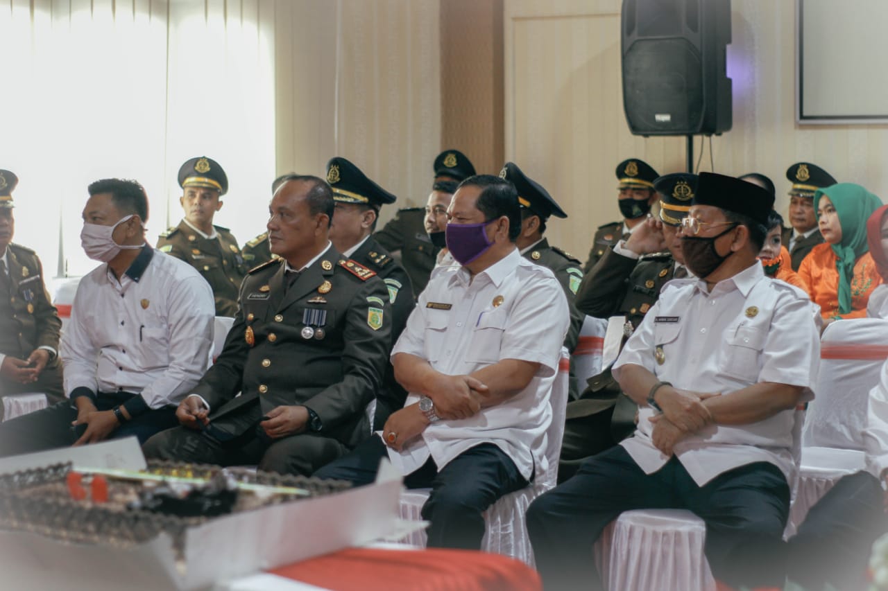 Hadir di Kejari Walikota Sidimpuan: Selamat Hari Bhakti Adhyaksa