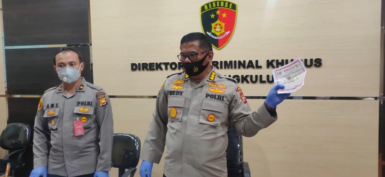 Edarkan Emas Palsu Ternyata Toko Emas Ini Telah Beroperasi 5 Tahun