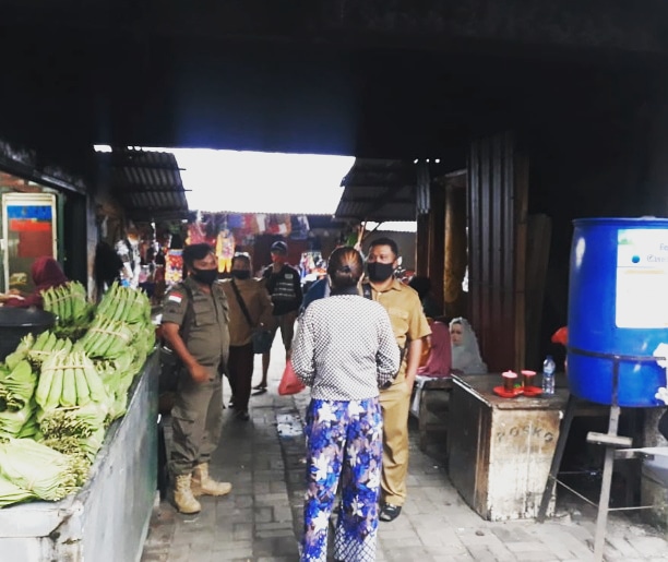 Aktivitas Luar Rumah Pemkab Karo Himbau Wajib Gunakan Masker