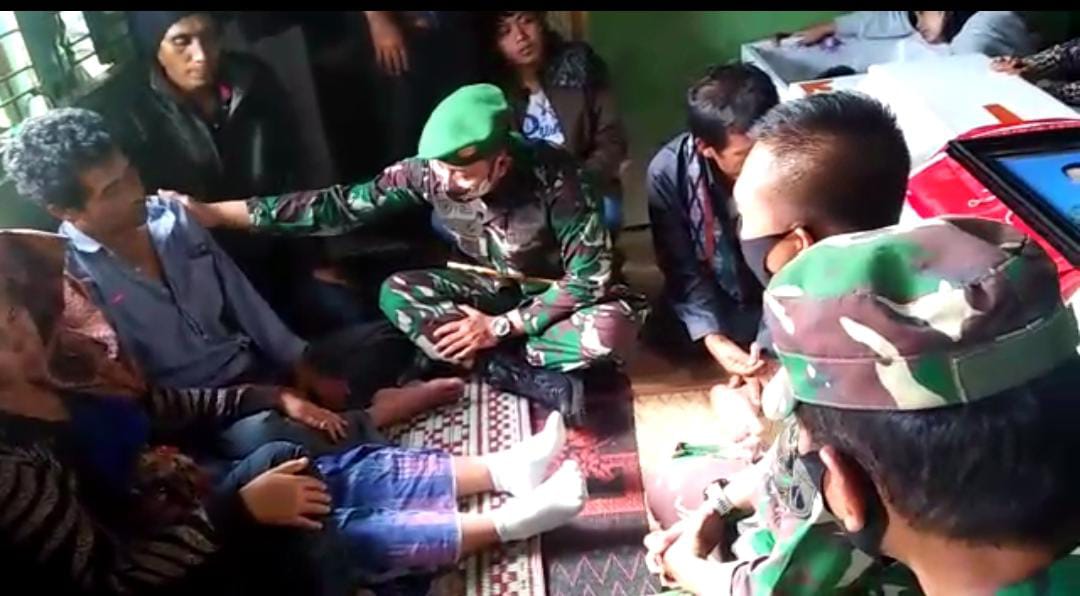 Dandim 0205/TK Melayat ke Rumah Duka Almarhum Pratu Jhan Rizky