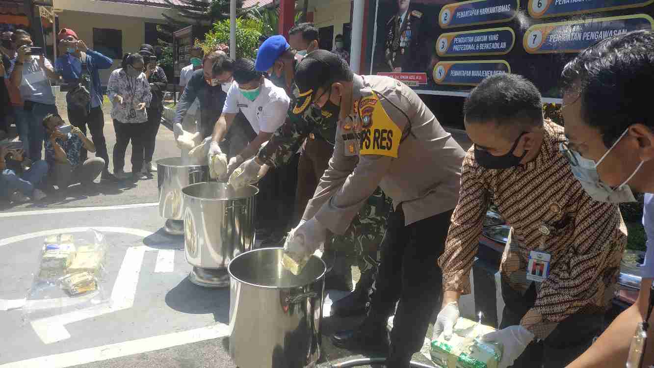 Shabu Seberat 56,8 Gram Dimusnahkan Polresta Barelang