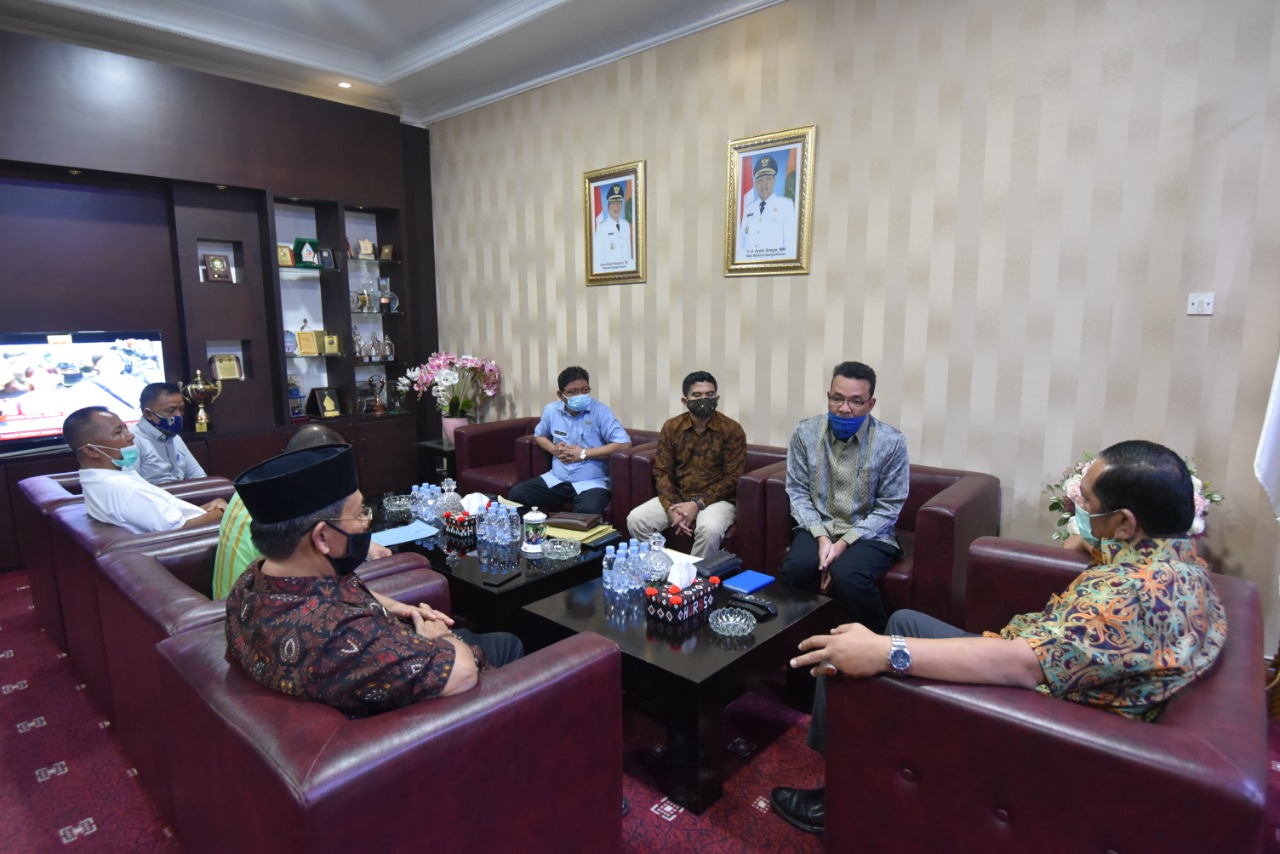Walikota Padangsidimpuan dan Wakil Terima Audiensi BPJSTK