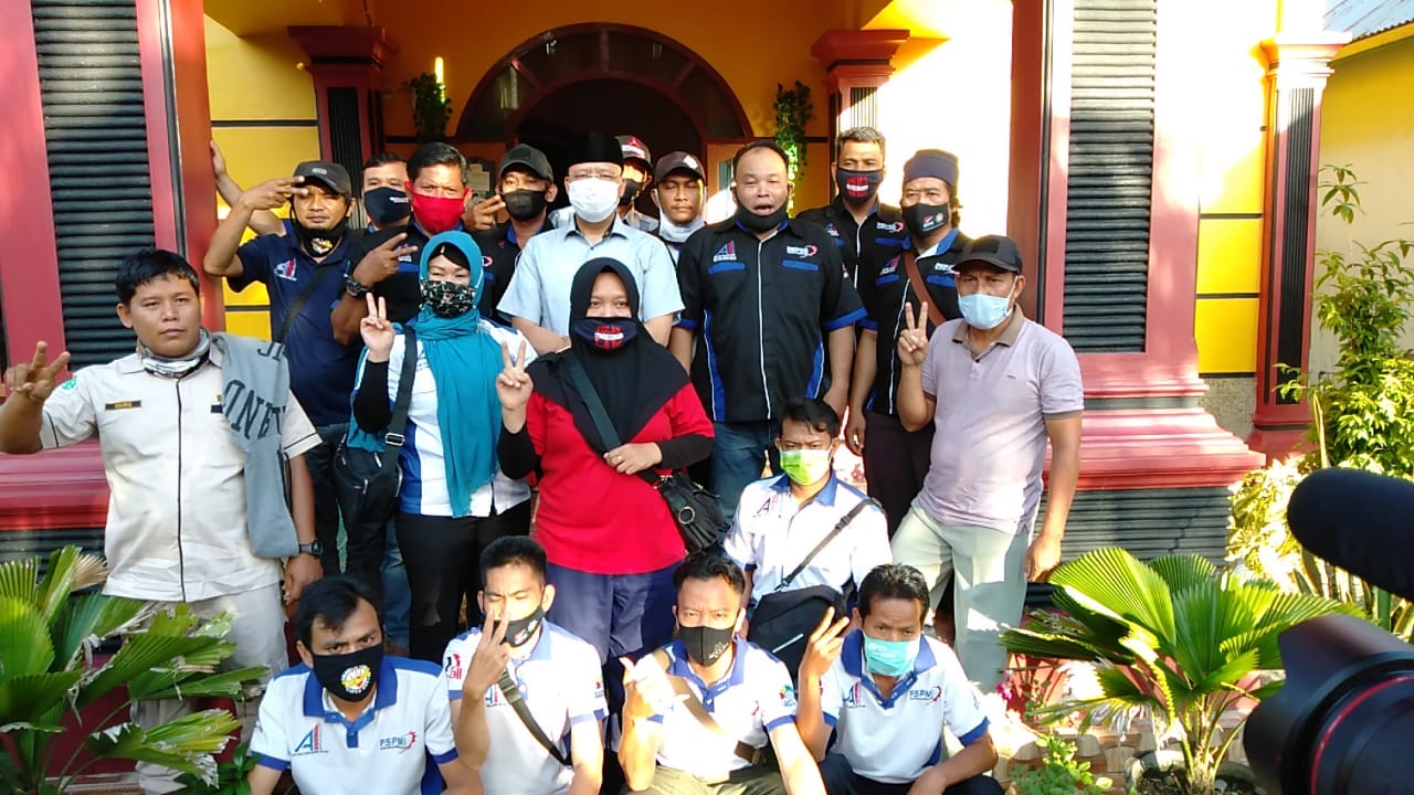 Berbasis Belasan Ribu Massa Pekerja Metal dan BKMT Mukomuko Deklarasikan Dukungan ke Rohidin-Rosjonsyah
