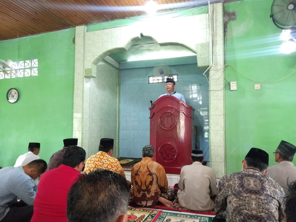 Isi Khutbah Jum'at di Napalan Rohidin Berbagi Tiga Kunci Menjadi Muslim Sukses Sesungguhnya