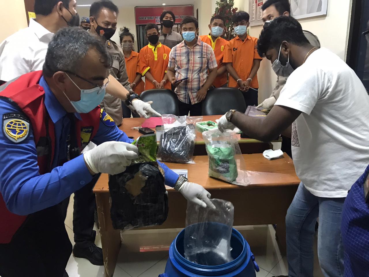 3.138,6 Gram Shabu Dimusnakan Polda Kepri
