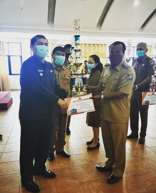 Serahkan Sertifikat Inovasi Daerah