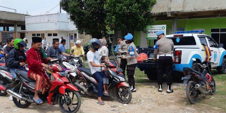 JUMAT BAROKAH POLRESTA BARELANG PEDULI