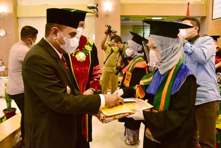 Hadiri Wisuda Institut Deli Husada Delitua Ini Gubernur Edy Rahmayadi