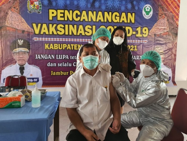 Ini Cerita Bupati Karo Usai Jalani Vaksinasi