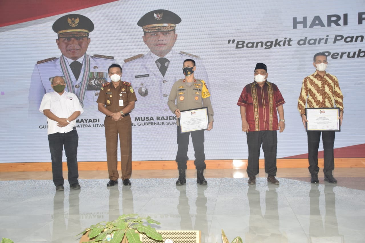 Polda Sumut Terima Penghargaan Mitra Terbaik Insan Pers