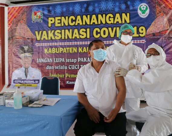 Bupati Karo Terima Vaksin Dosis Kedua