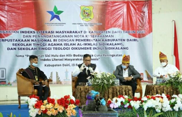 Bupati Dairi Hadiri Talk Show Peningkatan Indeks Literasi Masyarakat