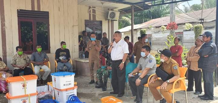 Plh Bupati Labuhanbatu Tinjau Tiga Rumah yang Dilanda Kebakaran